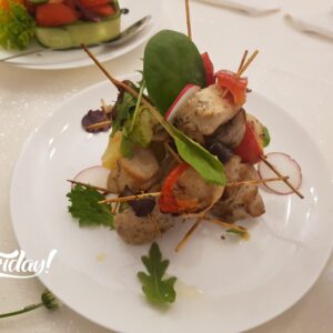 Шашлички з курячого окорка